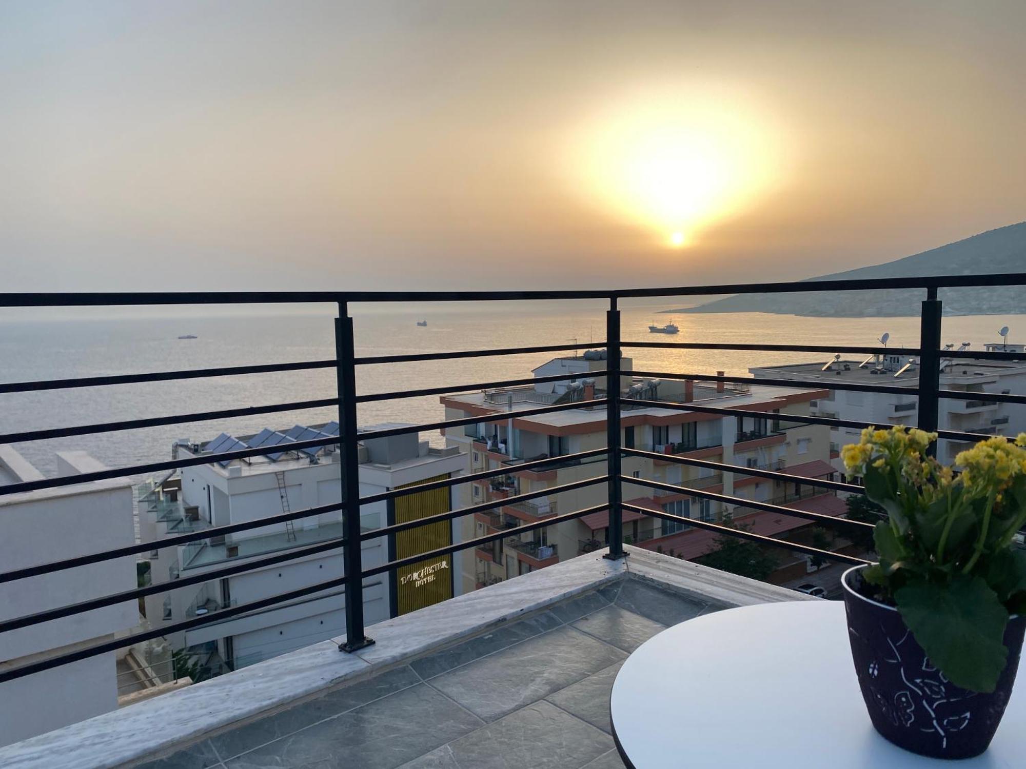 Augusto Rooms Sarande Exterior photo
